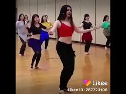اسم المطربة ebru gündeş أبرو غوندش، مغنية وممثلة تركية من مواليد 12 يونيو 1974 في إسطنبول. Ø£ØºÙ†ÙŠÙ‡ ØªØ±ÙƒÙŠÙ‡ Ø±Ø§Ù‚ØµÙ‡ Ø±Ù‚Øµ ØªØ±ÙƒÙŠ Youtube