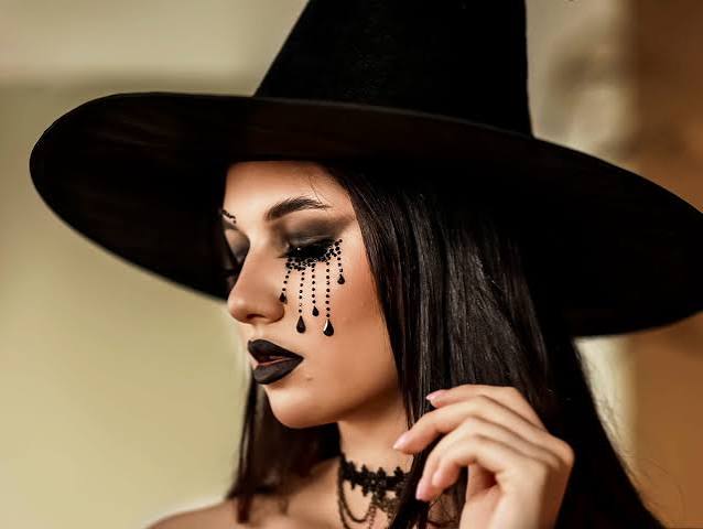 50 Best Halloween Makeup Ideas to Go With Your Costume