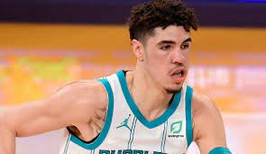 Charlotte hornets' lamelo ball on the mend from a fractured wrist. Nba Lamelo Ball Steht Wohl Vor Comeback Fur Die Charlotte Hornets