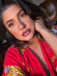 Kiss-inspired makeup look with dark lip?