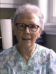 Vera Hewitt's Instagram, Twitter & Facebook