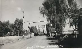 بغداد الحارثية جسر الخر عام 1957 صورة توثيقية مهمة تنشر لأول مرة اضغط على الصورة لتكبيرها كان يقع على نهر الخر أزيل الجسر ود Baghdad Photo Iraq