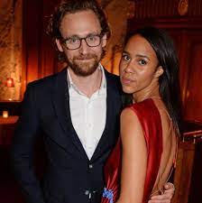 Is tom hiddleston single or married? Who Is Tom Hiddleston Dating Inside The Loki Star S Dating History And Relationships