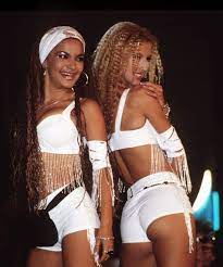 Video, poze despre andreea balan. Andre Danseaza Din Nou Pe Libera La Mare Video