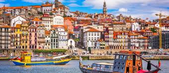 Великое лиссабонское землетрясение произошло 1 ноября 1755 года, в 9:20 утра.оно превратило в руины лиссабон — столицу португалии, и стало одним из самых разрушительных и смертоносных землетрясений в истории, унеся. Lissabon Portugaliya