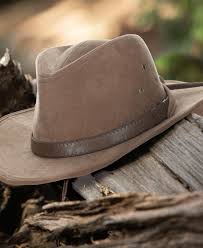 Dorfman Hat Co. FW 2022 by Dorfman Milano