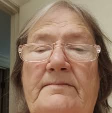 was driving my boy to school and the sun shines in our eyes every morning  well this morning everyone was slamming