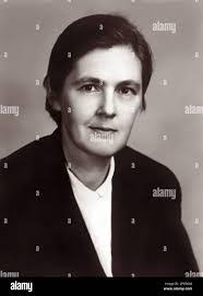 Frances Mayhew's Instagram, Twitter & Facebook