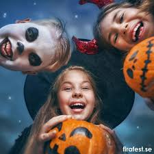 10 Lekar Till Barnens Halloweenfest Halloween Outfits Barn Halloween