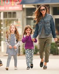Sarah now had 3 full siblings and 4 half siblings. Sarah Jessica Parker Enjoys A Sunny Stroll With Her Girls In Nyc