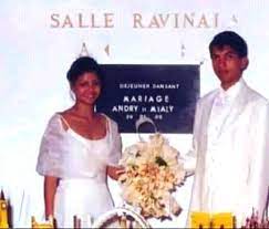 Jul 09, 2021 · huit questions/réponses sur la loi malgache concernant le mariage. Mialy Et Andry Rajoelina 20eme Anniversaire De Mariage Hier