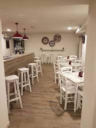 Pin Su Arredi Eseguiti Arredamenti Pub Arredamenti Birrerie Arredamenti Ristoranti Arredamenti Pizzerie