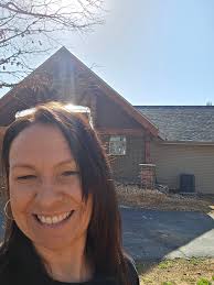 Hi everyone! My name is Ash! I'm a local Nail Technician in Sparks! I am  working