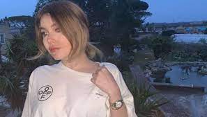 La foto del misterioso ragazzo ha così scatenato i rumors sulla sua vita sentimentale anche se, a 19 anni, jasmine potrebbe aver trovato un ragazzo che la fa stare bene. Alessandro Greco Fidanzato Di Jasmine Carrisi Si Parla Di Crisi