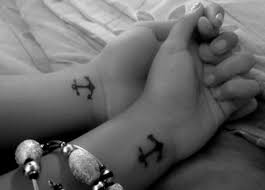 Among celebrities, this beautiful tattoo is also very popular. 20 Cute Matching Anchor Tattoos For Couples Entertainmentmesh