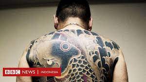 Arti tato dua lingkaran lengan kiri / august anak. Tato Di Jepang Mengapa Lukisan Pada Tubuh Dikaitkan Dengan Yakuza Bbc News Indonesia