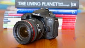 Canon R5 Nabs Top Selling Camera Of December Nikon Z7 Ii In Second Place