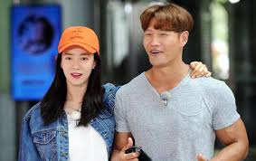Check his age, birthday, height, weight, horoscope sign, chinese horoscope, and many more facts. Kim Jong Kook Bio Age Net Worth Height Single Nationality Body Measurement Career