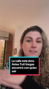 A mi lo que me sorprende es cómo hizo para encontrar macho en pleno 20...