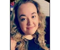 Amanda Ure's Instagram, Twitter & Facebook