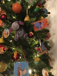 Whether you're starting a new collection, adding to your classic pooh figures, or just want to accent. Diy Winnie The Pooh Christmas Tree Ornaments Primitive Christmas Tree Christmas Tree Clipart Winnie The Pooh Christmas