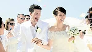 It is generally first issued for a period of one year but may be later extended for another 4 years. The 8 Chinese Celebrities Who Married Foreigners Chinawhisper