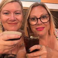 New hair cut new hair colour back to blonde again. What started off as a  bottomless brunch at The distillery which we loved .we carried