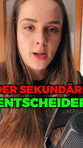 Helena Schaefer's Instagram, Twitter & Facebook