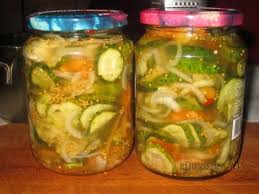 салат из огурцов на зиму с горчицей и чесноком Salat Iz Svezhih Ogurcov Po Amerikanski Ovoshi Poluchayutsya Ochen Yadryonymi I Hrustyashimi Kak Budto Tolko Chto Sorvali Salat S Baklazhanami