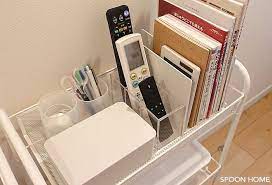 ikeaのhornavanバスルームワゴンに本や文房具を収納している画像 収納 アイデア 収納 収納 文房具