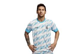 Entrá y conocé nuestras increíbles ofertas y promociones. Alenta A La Seleccion Como Conseguir La Nueva Camiseta De Messi Ypf La Nacion