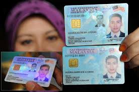 Walau bagaimanapun, untuk membolehkan anda membuat semakan nombor ahli kwsp menggunakan kad pengenalan secara online, tidak ada cara lain kecuali membuat pendaftaran menggunakan. Sinar Harian Putrajaya 31 Disember 2011 Pegawai Perhubungan Awam Jabatan Pendaftaran Negara Jpn Jainisah Mohd Noor Menunjukkan Perbezaan Kad Pengenalan Baru Atas Dengan Kad Pengenalan Lama Selepas Sidang Akhbar Memperkenalkan