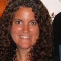 Jennifer Papa's Instagram, Twitter & Facebook