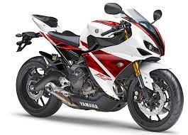 You are now easier to find information about yamaha motorcycle and scooter with this information including latest yamaha price list in malaysia, full specifications, review, and comparison with other competitors bikes. Yamaha R25 Yzf R3 R3 I Moto My