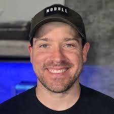 Aaron Upsher's Instagram, Twitter & Facebook