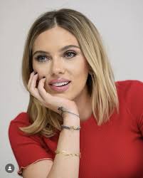 Can you tell me a lipstick that is this color?🥹 : r/csakcsajok