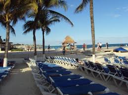 Bandol, vue panoramique sur la mer, la plage, le port. Plage Privee Avec Bar Centre Ville Picture Of Real Playa Del Carmen Tripadvisor