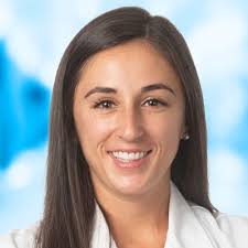 Laura Geisinger's Instagram, Twitter & Facebook