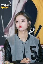 Ela estreou como membro do girl's day em 2010. Girl S Day Hyeri Girl S Day Hyeri Hyeri Girls Day Members