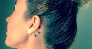 Men tend to choose some more masculine designs as little tribal or kanji symbol. 35 Minimalists Behind The Ear Tattoo Ideas Trendy Designs