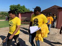 Ontdek de perfecte stockfoto's over fikile mbalula en redactionele nieuwsbeelden van getty images kies uit premium fikile mbalula van de hoogste kwaliteit. Fikile Mbalula House 2 House Matsulu Mpumalanga Facebook