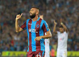 15 temmuz 1985, antalya), santrfor mevkisinde oynayan türk millî futbolcudur. Trabzonspor Ile Sorun Yasayan Burak Yilmaz Dan Flas Aciklama Futbolu Birakirim Spor Haberleri