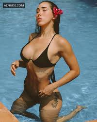 Danik Michell Sexy Stunning Black Bikini Photos At The Pool For Instagram -  AZNude