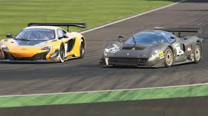 Battle Ferrari P4 5 Competizione Vs Mclaren Mp4 12c Racing At Monza Circuit Mclaren650sgt3 Mclaren Mclaren 650s Mclaren Mp4