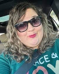 Annette Crews's Instagram, Twitter & Facebook