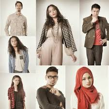 Hari ini 26 march 2015 telahpun sampai ke episod akhir , episod 28. Teman Dan Sahabat March 2001