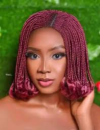 HAPPY MONDAY 🙌🏽 This weeks hair specials ⬇️⬇️⬇️ $150 quick weaves $175  wig installs $200 partial sew in $200 mesium box braids Appointments  available NOW ‼️ (Located in south seattle) Book now 🥰