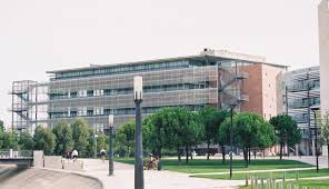 Consultez les annonces de location d'appartement à montpellier (34) de particulier à particulier >>>. Media Gallery Faculty Of Economical Sciences Montpellier 1994 Structurae