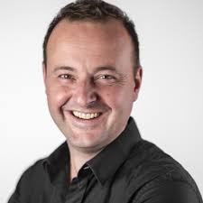 Vandaag ben ik begonnen aan mijn nieuwe rol als Senior Commercieel  Technisch Accountmanager bij Kroonint Protective Coating. Iets langer dan  één jaar heb ik in de Rotterdamse haven mogen werken…