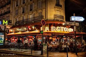 La rotonde est un café et brasserie du 105, boulevard du montparnasse à paris, repris en 1911 par victor libion. La Rotonde Paris France Bluesyemre